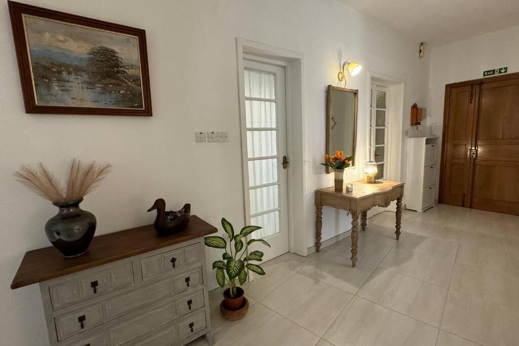 Apartamento Modern Seaview-2 Min From